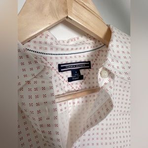 LIKE NEW Tommy Hilfiger Women’s White Pink Polka Dot Long Sleeves Collared Shirt